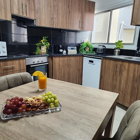 Apartment Luxurious Kalypso Limassol