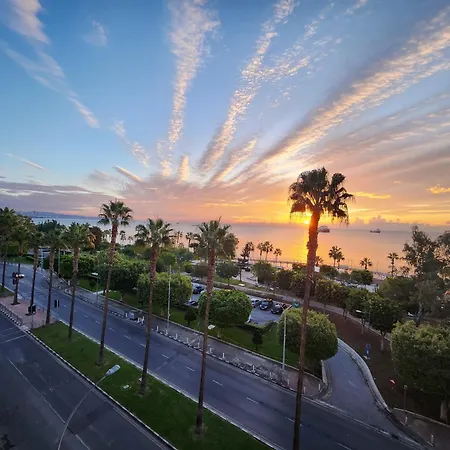 Apartment Luxurious Kalypso Limassol